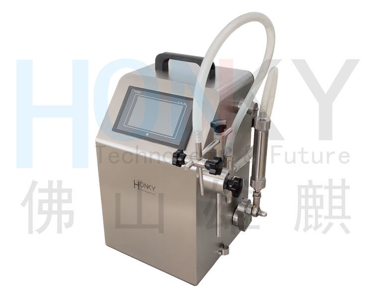 Deskop Portable 30ml Flaschenfüllmaschine mit kostenlosen Installationsdienstleistungen für die Flüssigkeitsfüllindustrie