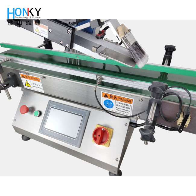 Plane Card Doypack Flat Surface Automatic Labeling Machine For Electronics Apparel Box Packaging